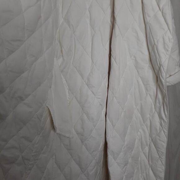 Ladies Guide Gear Quilted Down Filled Bath Robe White Size M/L Pockets - Picture 5 of 6